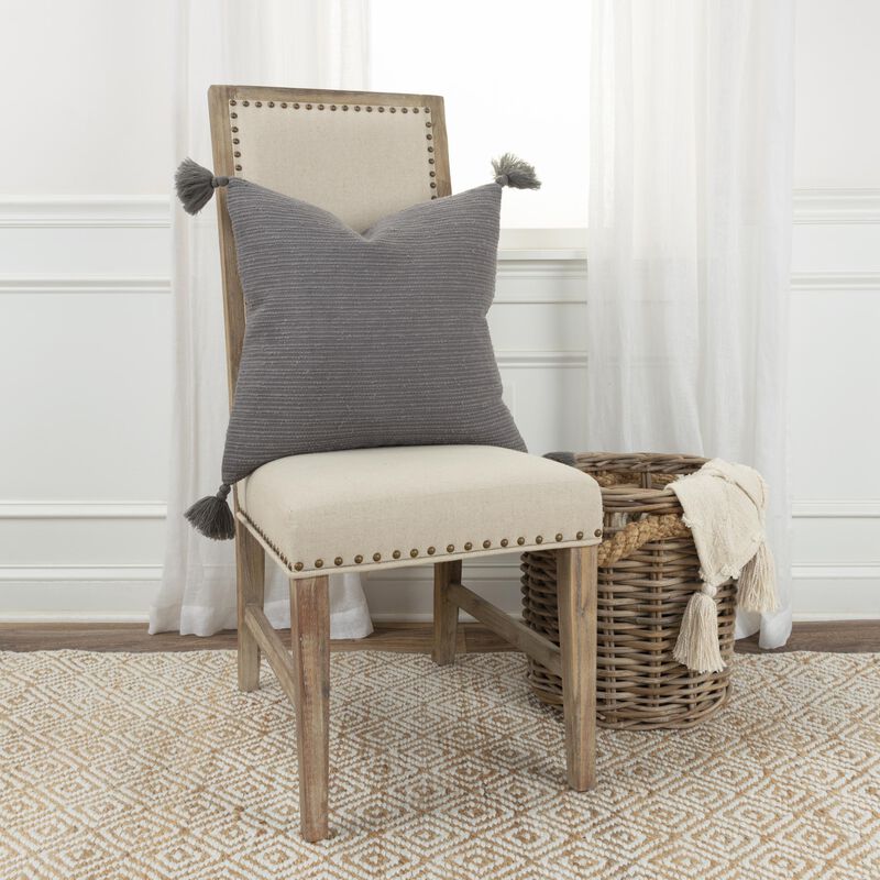 T19115 Pillow