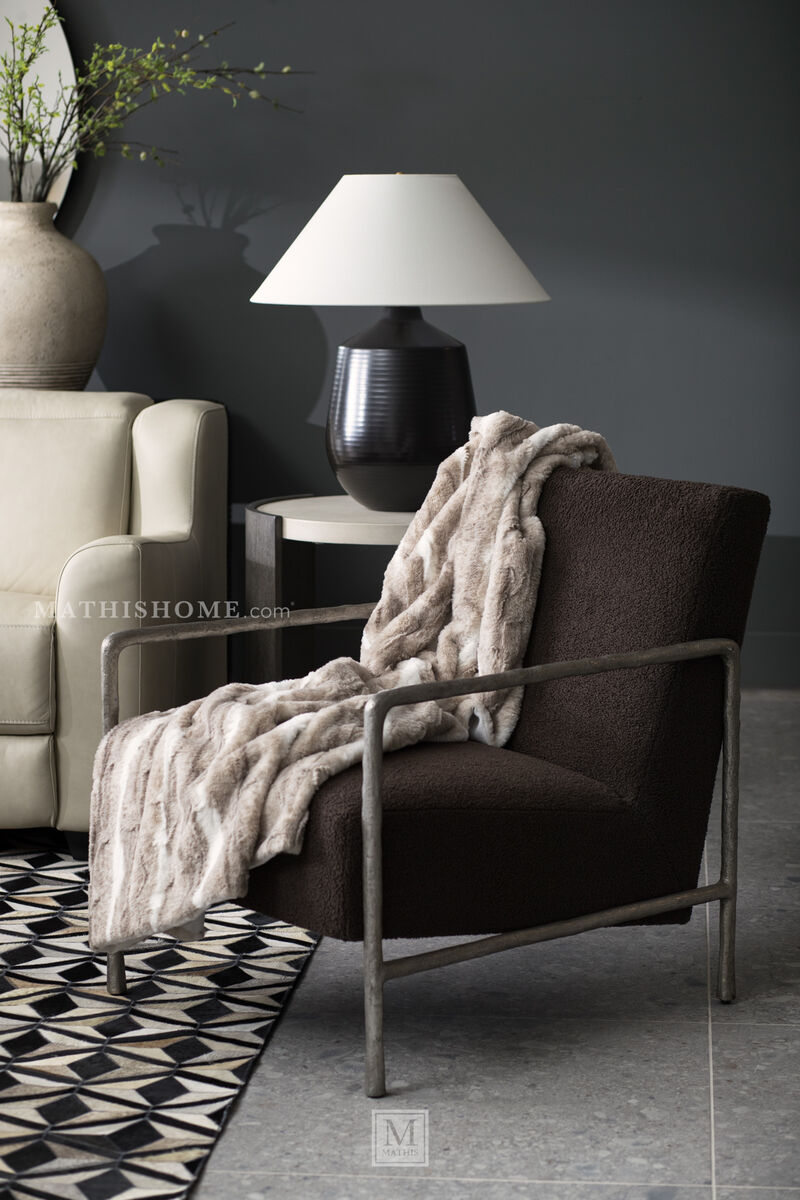 Presley Straight Arm Chair