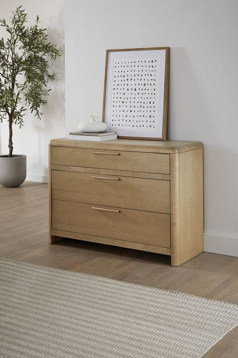 Furano Bachelor Chest