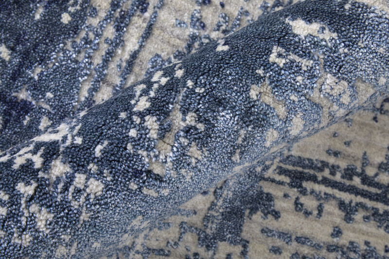 Eastfield 69AEF 3' x 5' Blue/Ivory Rug