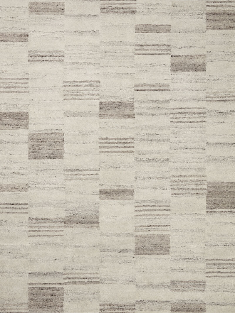 Rocky ROC-04 Ivory / Dove 3''6" x 5''6" Rug by Amber Lewis
