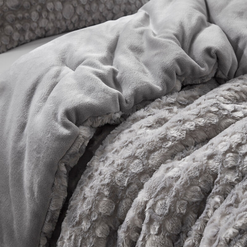 Tons of Texture - Coma Inducer� Oversized Comforter Set