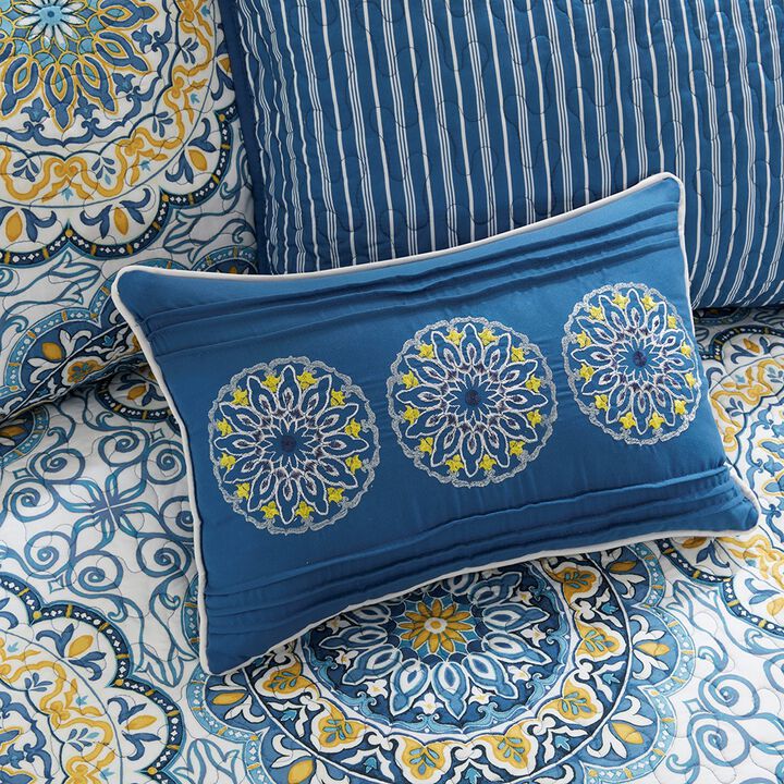 Gracie Mills Lilly 6-Piece Reversible Daybed Ensemble