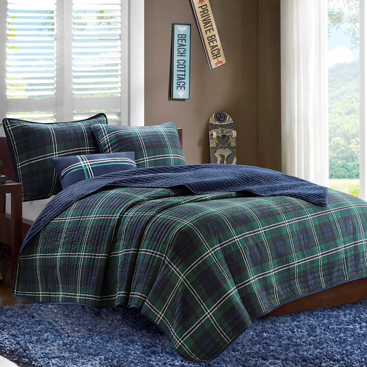 Gracie Mills Vilma Versatile Charm Reversible Quilt Set with Coordinating Throw Pillow