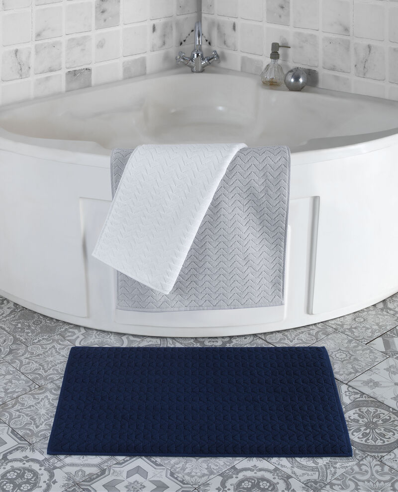 Brooks Brothers Herringbone Bath Mat