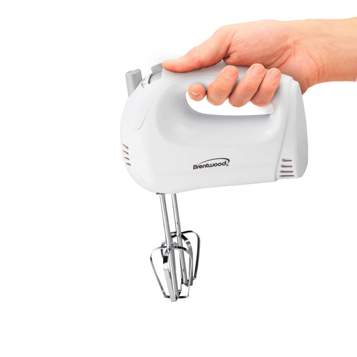 Brentwood 5-Speed Hand Mixer in White
