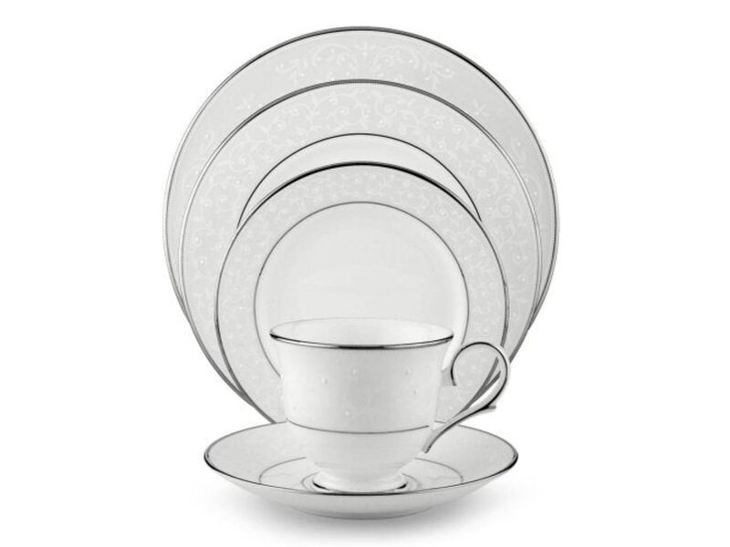 Opal Innocence 5-piece Place Setting