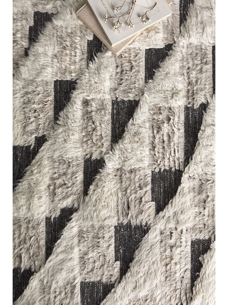 Khalid KF02 Natural/Black 5'6" x 8'6" Rug