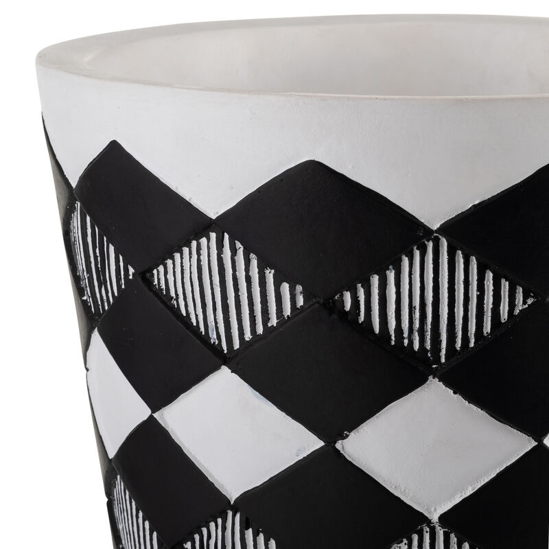 Diamond Planter with Wood Legs, Black