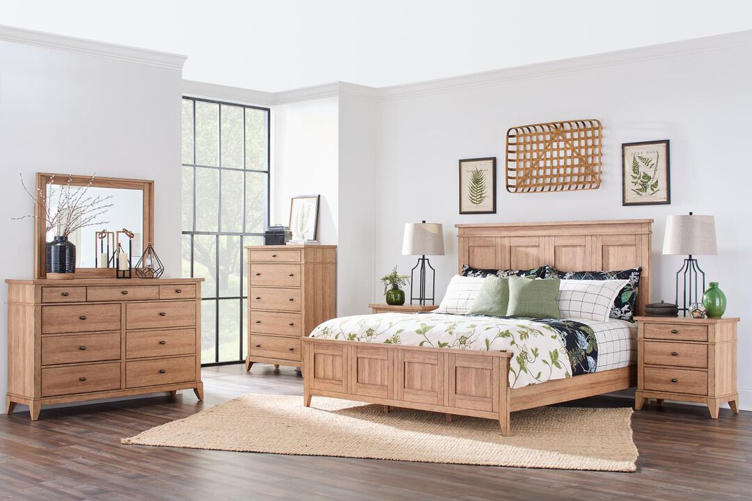 Today's Traditions King Panel Bed