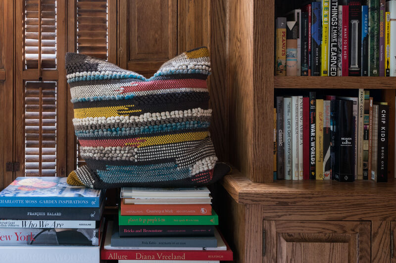 P0094 Multi 22"x22" Down Pillow