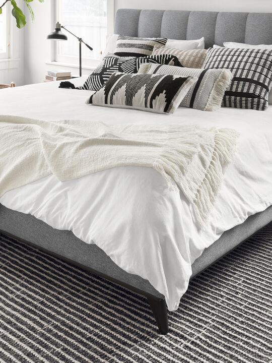 Newton NET01 Charcoal/Ivory 18" x 18" Sample Rug