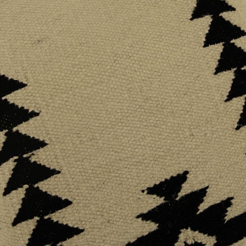 T05807 Pillow