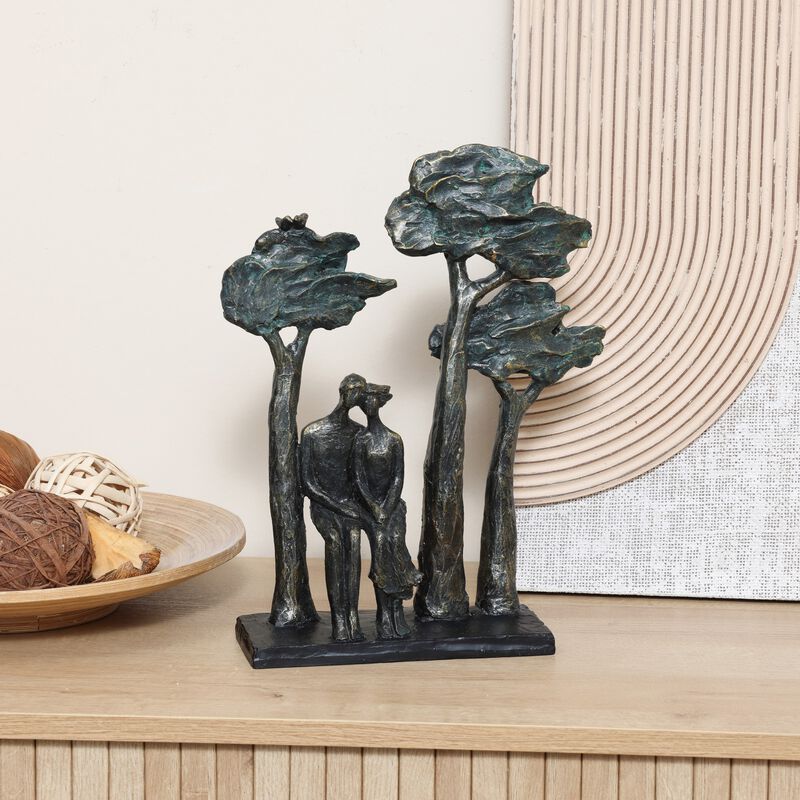 LuxenHome Resin Couple Love Windy Tabletop Decor
