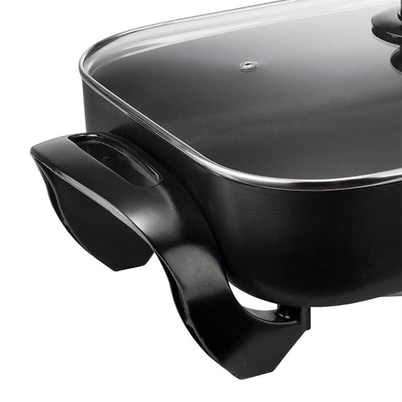 Brentwood 16 Inch Nonstick Electric Skillet with Glass Lid in Black