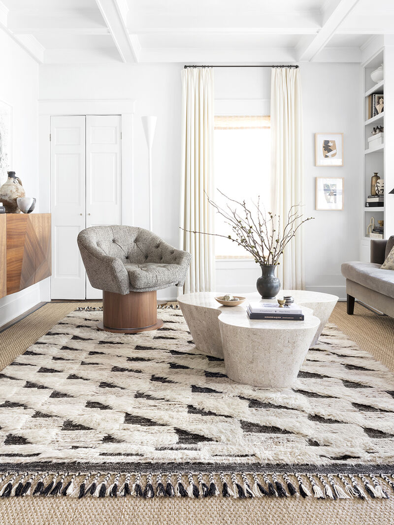 Khalid KF02 Natural/Black 5'6" x 8'6" Rug