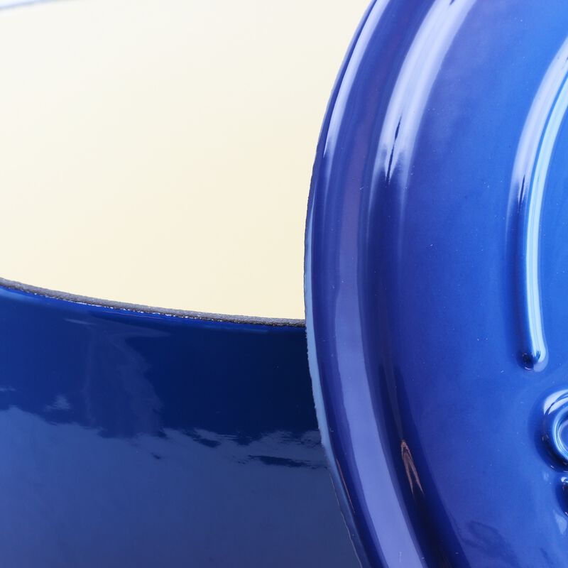 Crock Pot Artisan 7 Quart Round Cast Iron Dutch Oven in Sapphire Blue