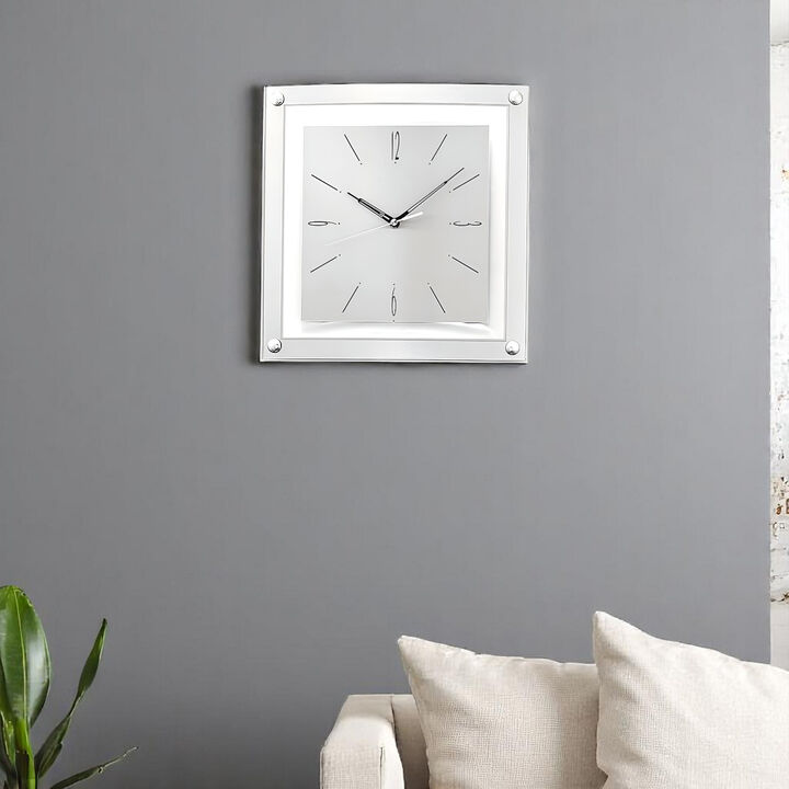 Square Wall Clock – Contemporary Analog with Silent Mechanism for Quiet Spaces