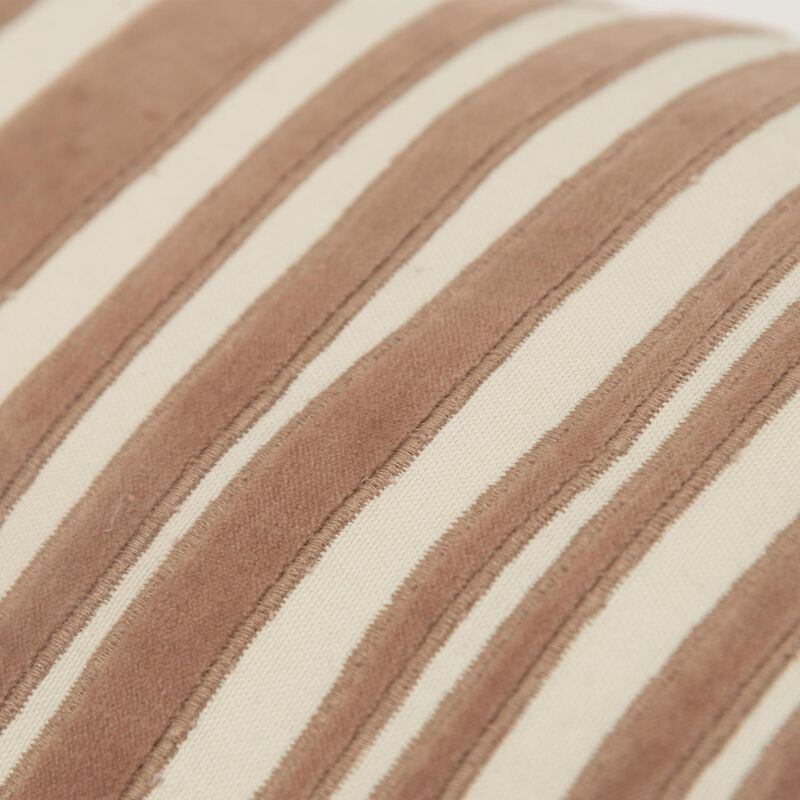 T21588 Pillow