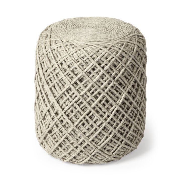 Allium Cream Pouf
