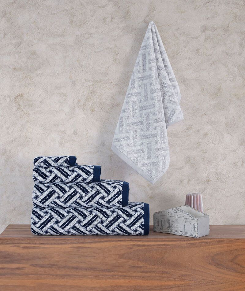 Brooks Brothers Criss Cross Stripe Bath Towel