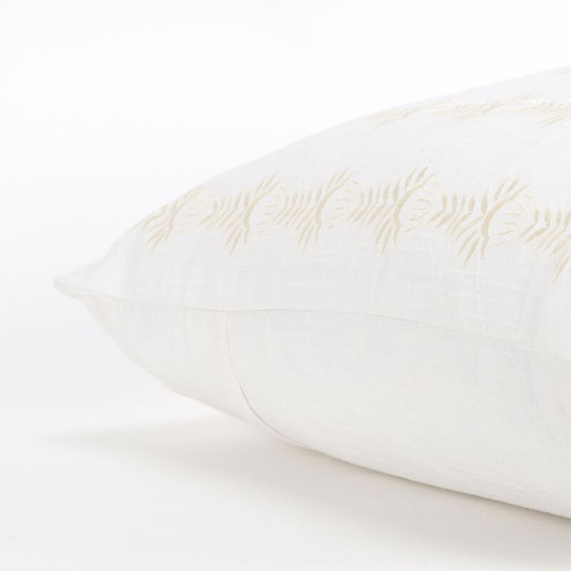 T19813 Pillow
