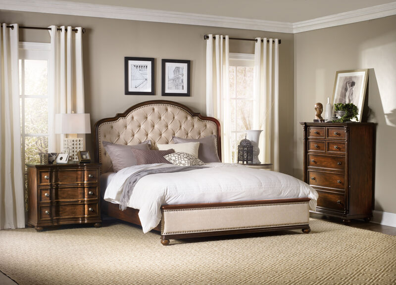 Leesburg Bachelor's Chest