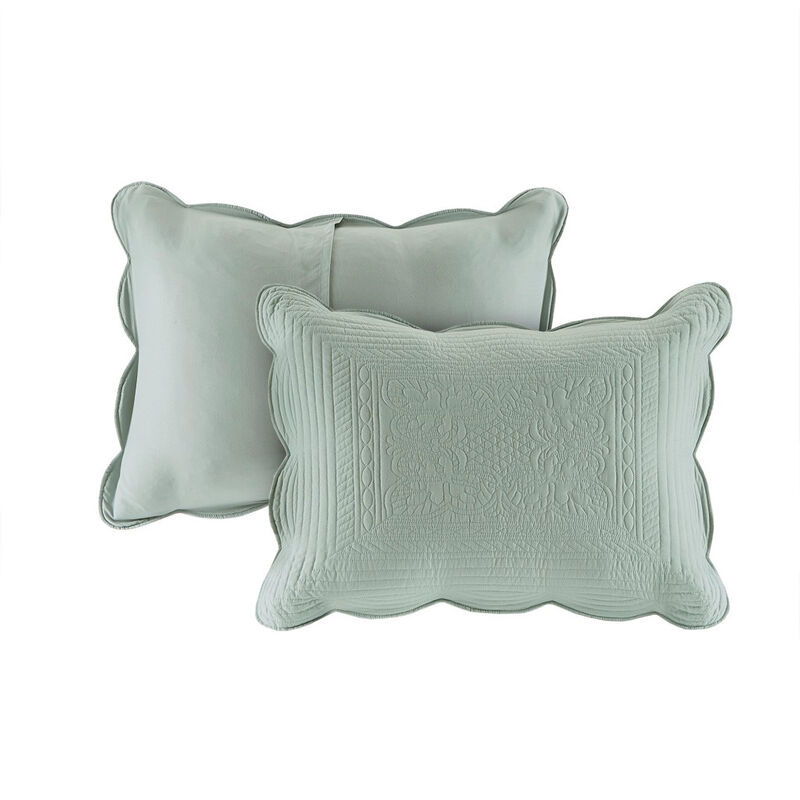 Gracie Mills Salvatore 3-Piece Reversible Country-Inspired Scalloped Edge Quilt Set