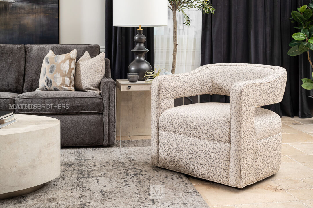 Moani Swivel Chair