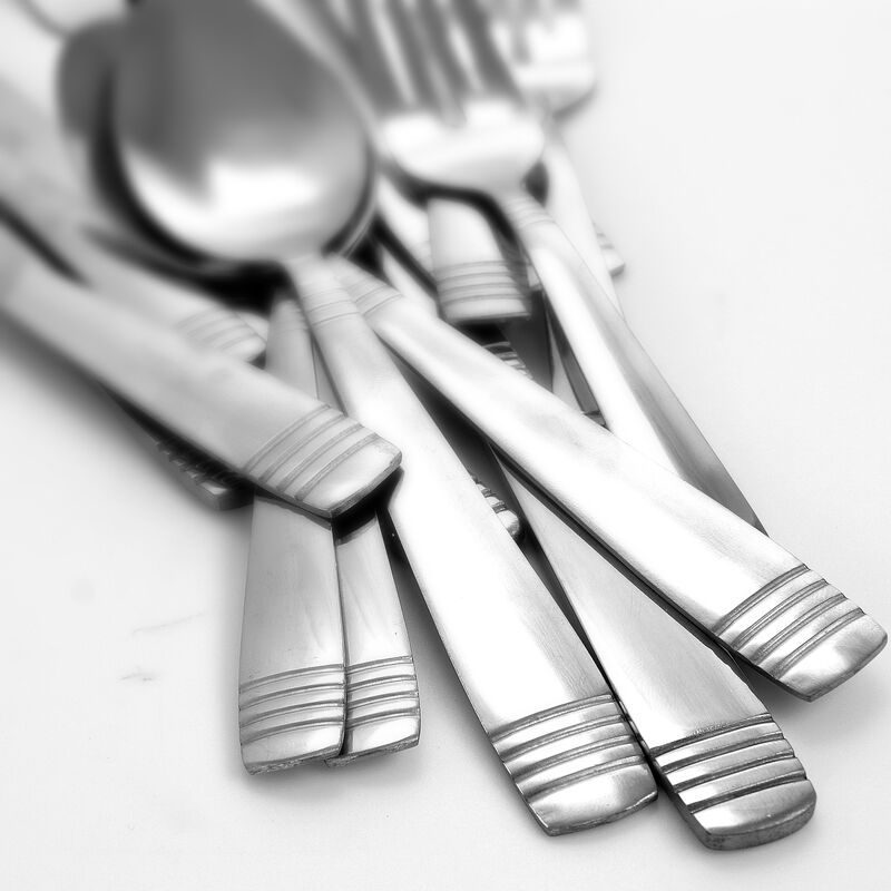 Gibson Palmore Plus 24 Piece Stainless Steel Flatware Set with 4 Steak Knives