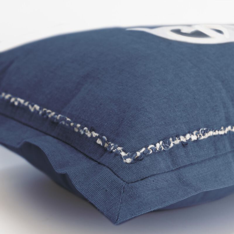 T20074 Pillow