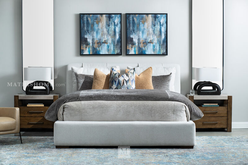 Stockyard California King Upholstered Bed