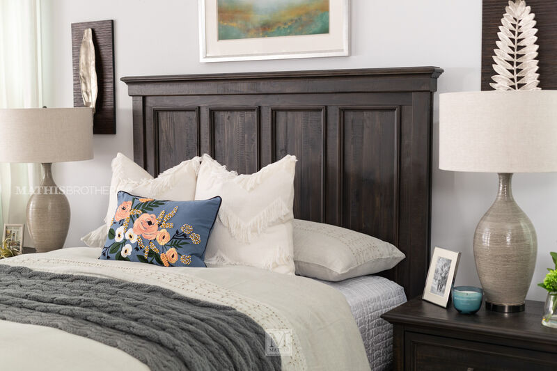 Calistoga 4-Piece Bedroom Set