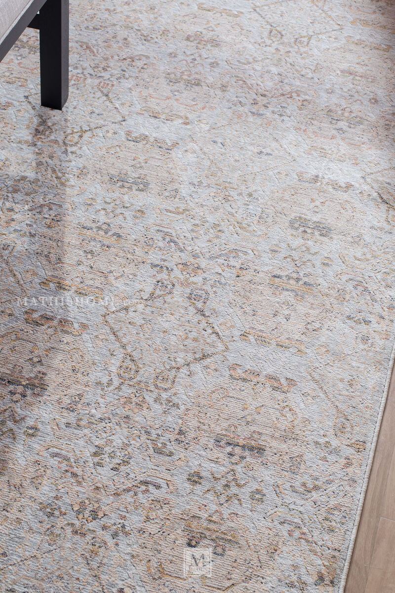 Zuma ZUM05 5'3" x 7'9" Rug by Loloi