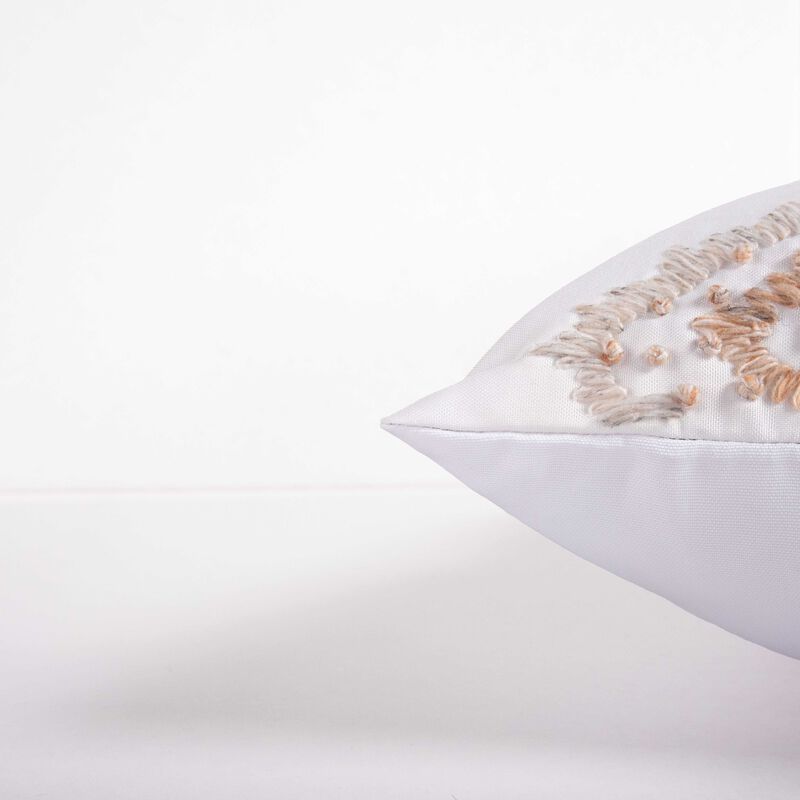 T22518 Pillow