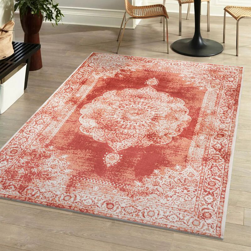 Kelly Rosalia Cottage Medallion Area Rug