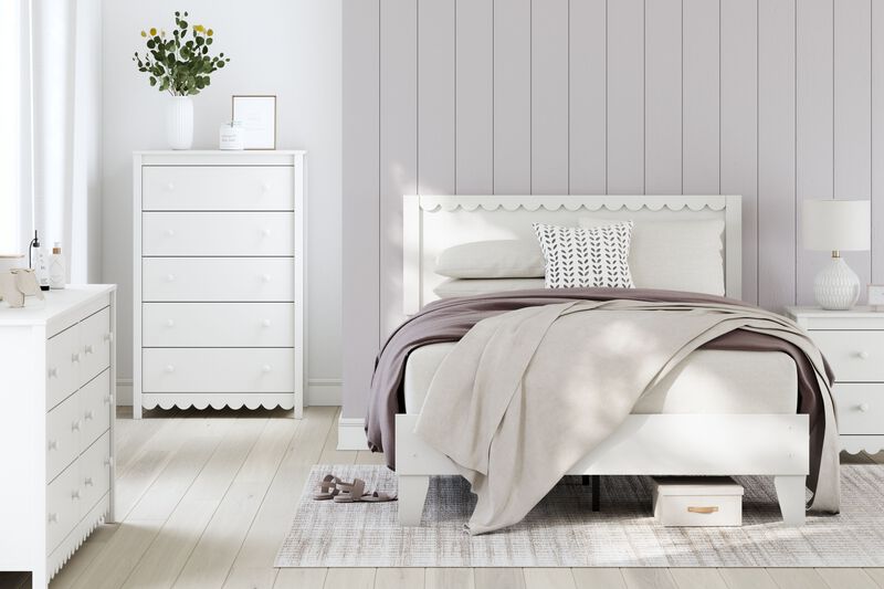 Hallityn Panel Bed