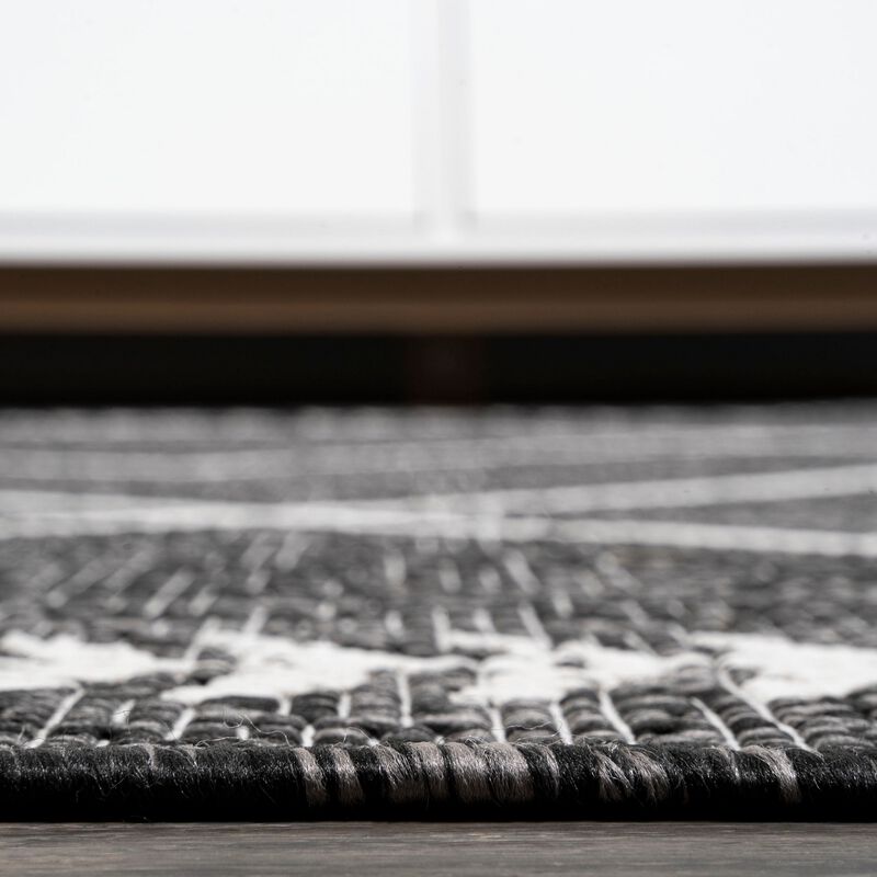 Derya Tribal Diamond Trellis Indoor/Outdoor Area Rug