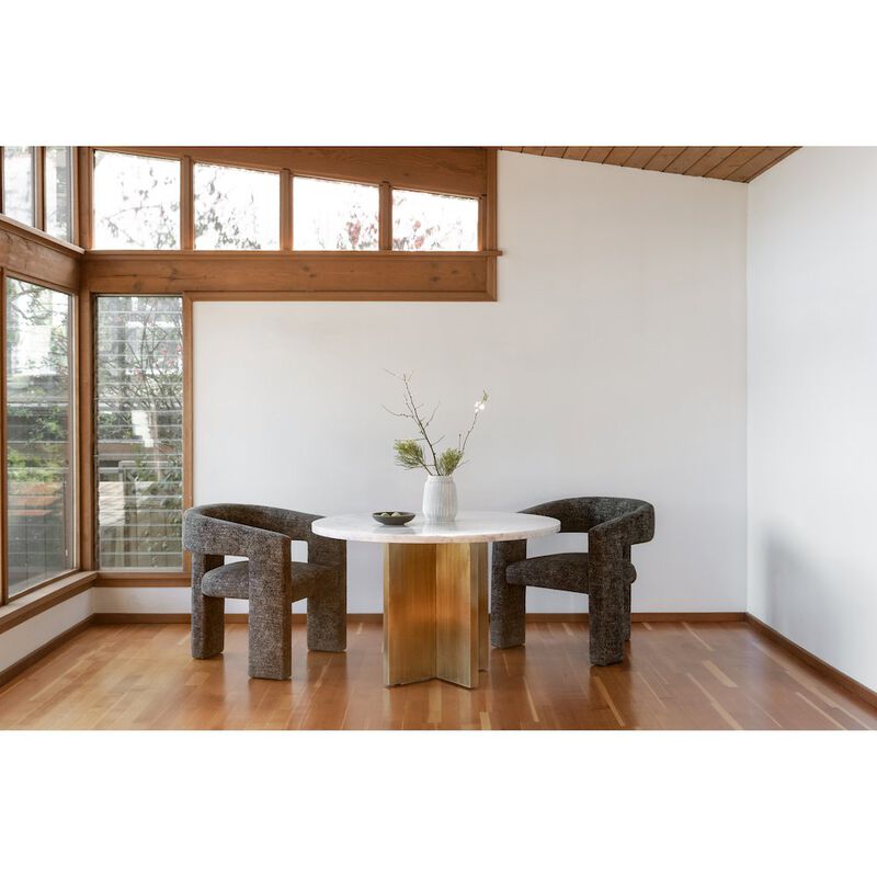 Moe’s Elo Chair Black