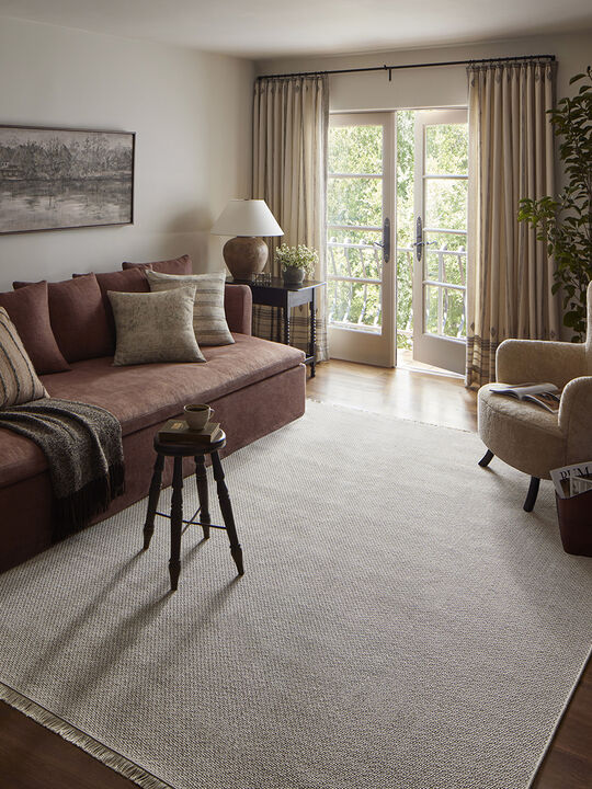 Malibu MAB-01 Ivory / Dove 2''3" x 3''9" Rug by Amber Lewis