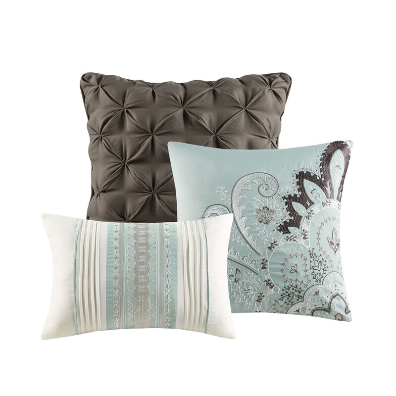 Gracie Mills Rickie 6-Piece Paisley Printed Quilt Set with Throw Pillows