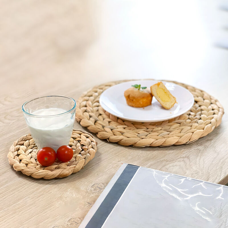 Set of 4 Decorative Round 5.5"" Natural Woven Handmade Water Hyacinth Placemats