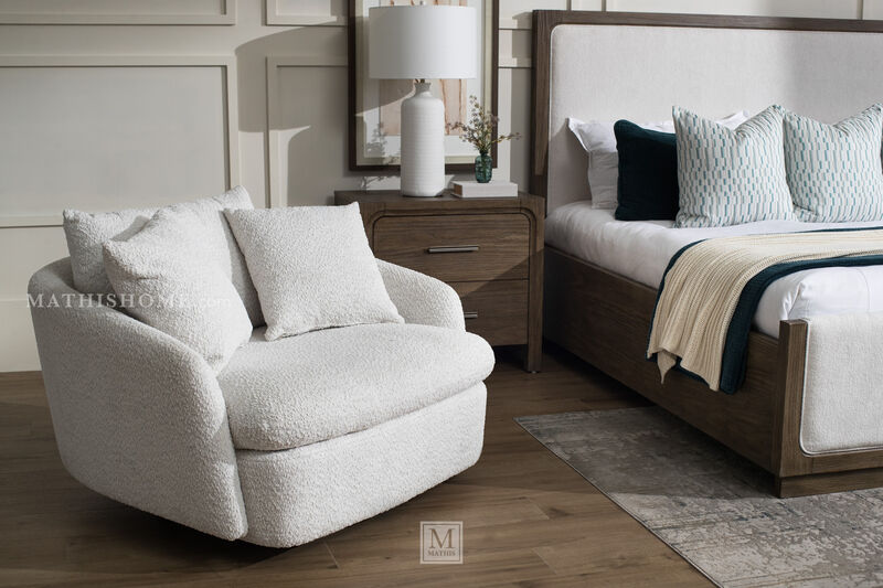 Azalea Swivel Chair