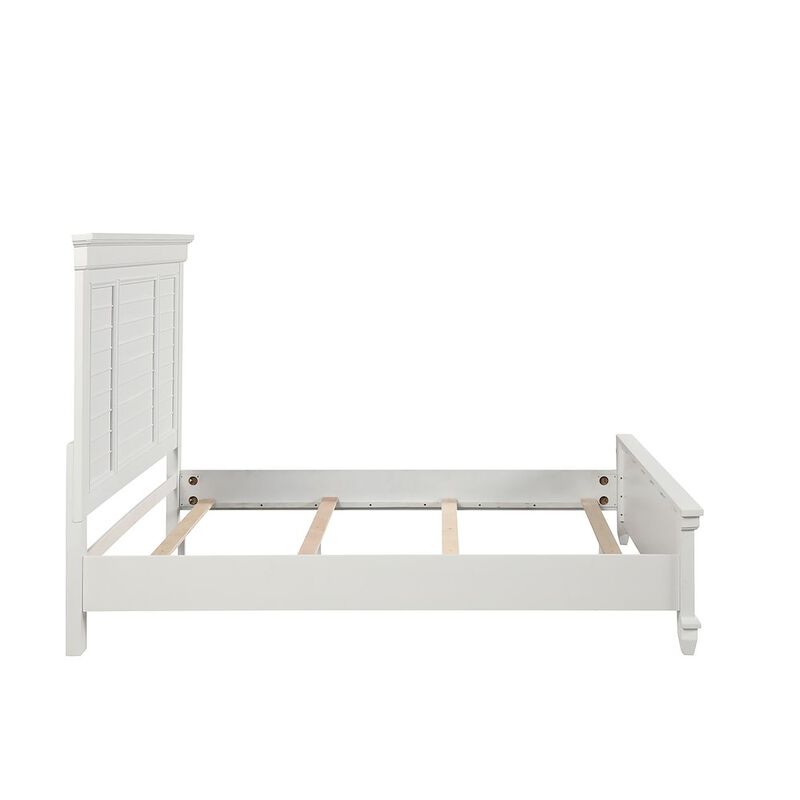 New Classic Furniture Jamestown Wood Queen Bed, White