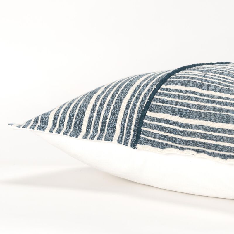 T19732 Pillow