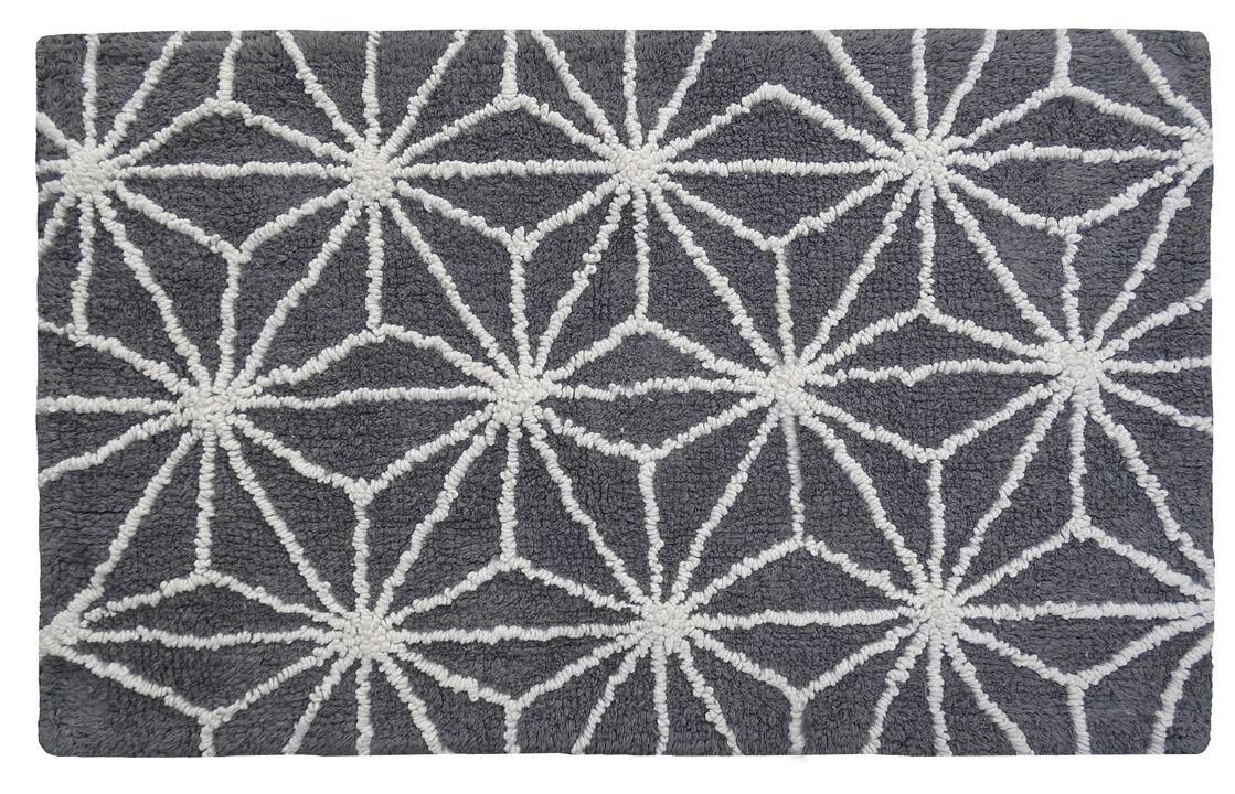 Grey Bathroom Rug with Geometric Pattern 20"x32"
