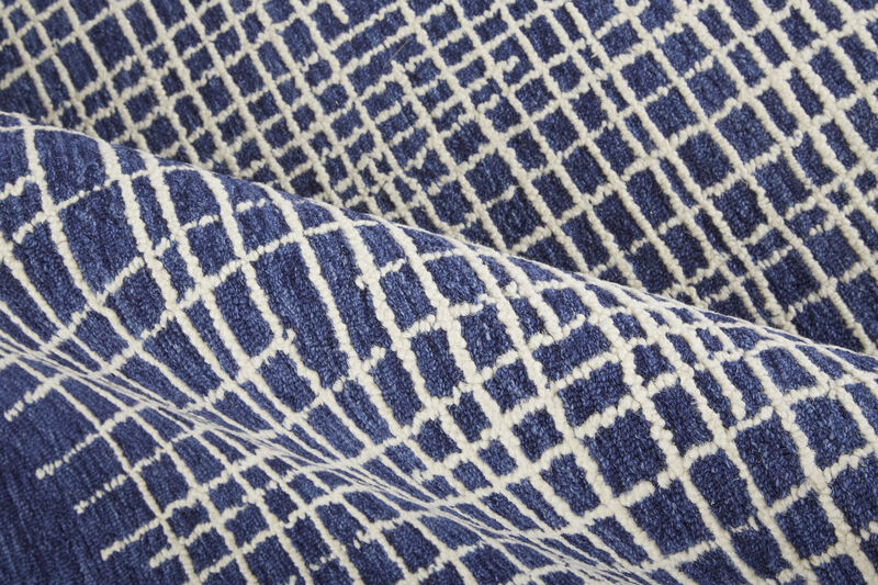 Maddox 8630F Blue/Ivory 8' x 10' Rug