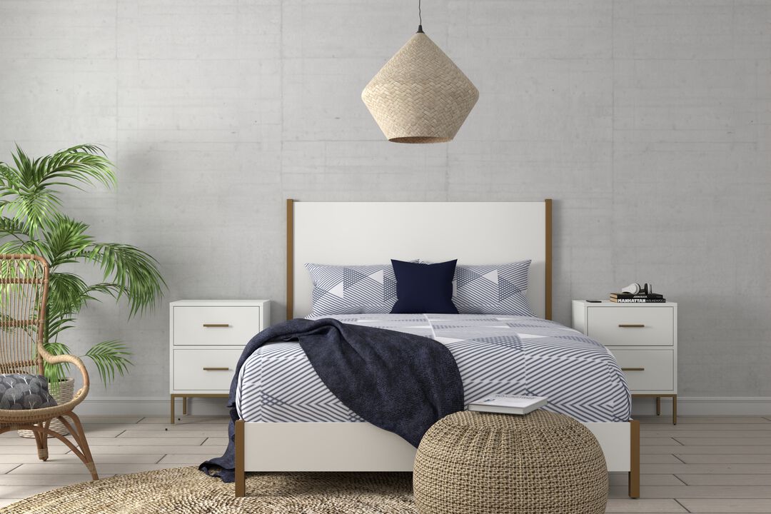 Madelyn Queen Panel Bed