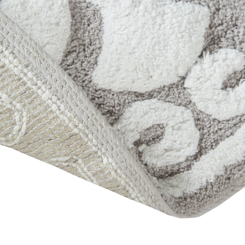 Gracie Mills Drake Cotton Tufted Medallion Bath Rug - 25"R