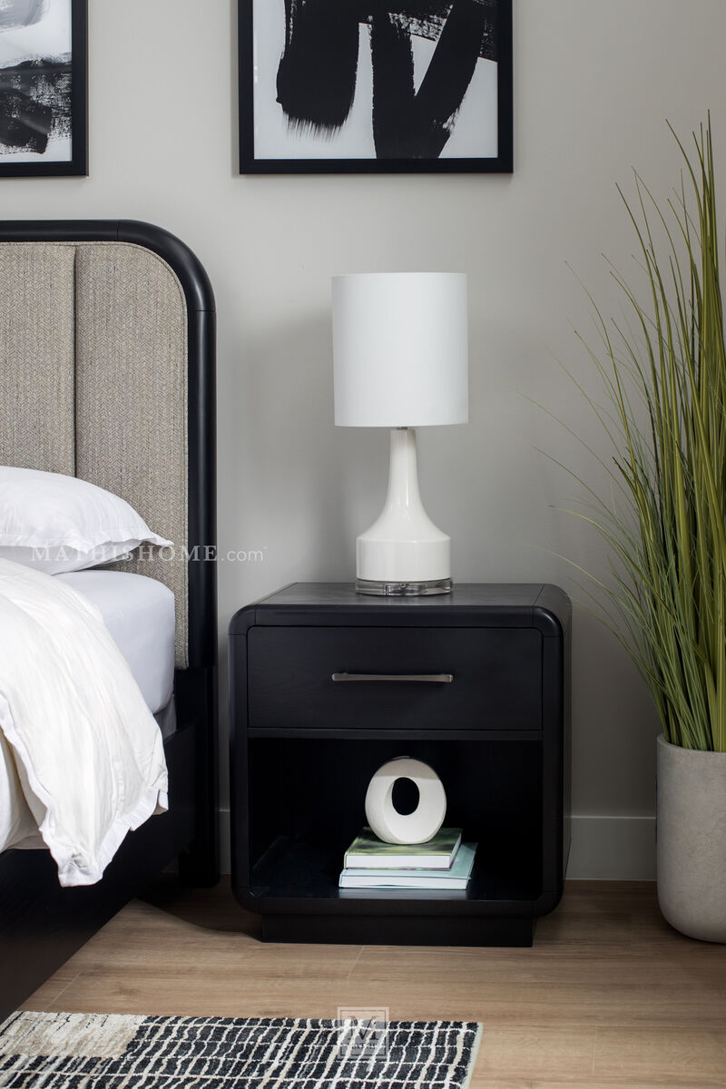 Rowanbeck California King Bedroom Suite